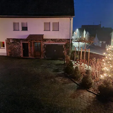 Gaestehaus Iwwerdorfer Hof Budingen Exterior photo