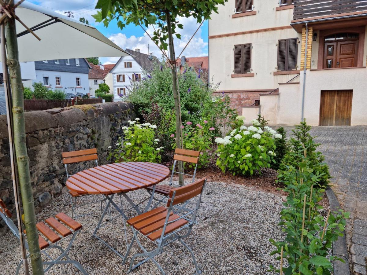 Gaestehaus Iwwerdorfer Hof Budingen