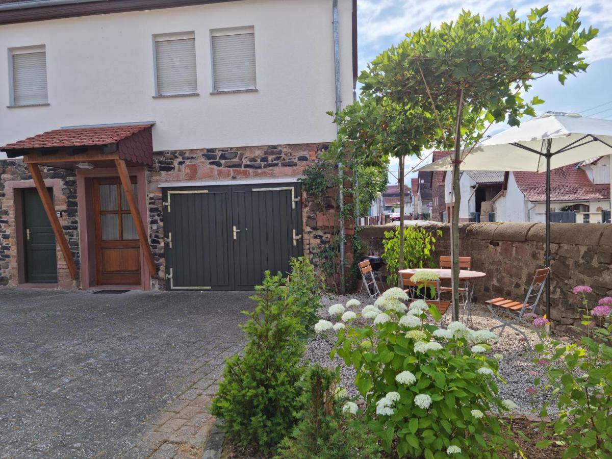 Gaestehaus Iwwerdorfer Hof Budingen
